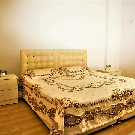 Kanarya Rezidans Apartment *